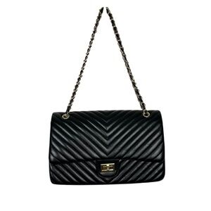 NWT Red Dress Boutique ‘Polished and Poised’ Quilted Faux Leather Bag, Black